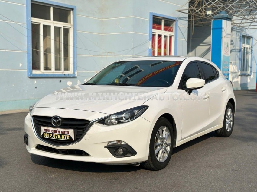 Mazda 3 1.5 AT 2015