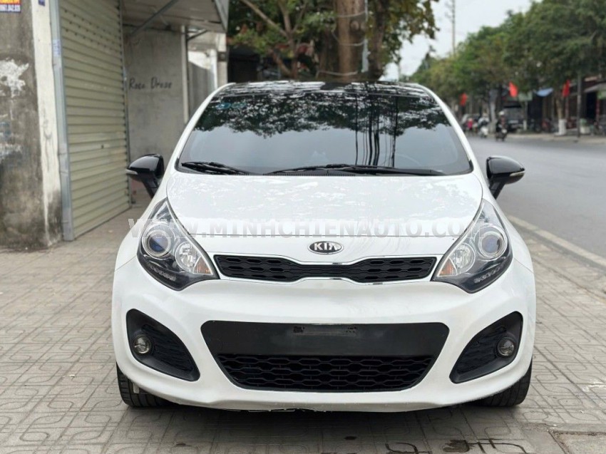 Kia Rio 1.4 AT 2014