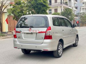 Xe Toyota Innova 2.0V 2015