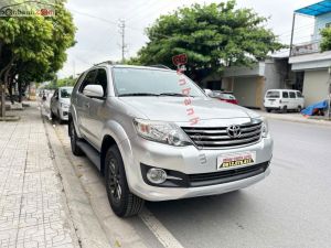 Xe Toyota Fortuner 2.7V 4x2 AT 2015