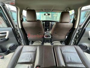 Xe Toyota Fortuner 2.7V 4x2 AT 2018