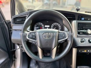 Xe Toyota Innova 2.0E 2017