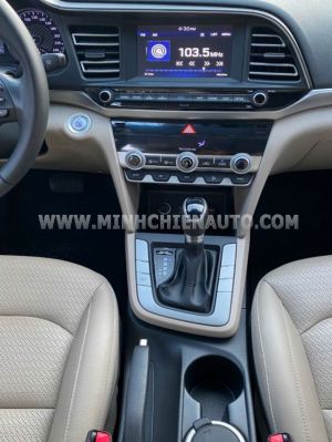 Xe Hyundai Elantra 1.6 AT 2020