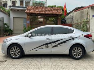 Xe Kia Cerato 1.6 MT 2017