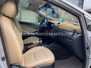 Xe Kia Cerato 1.6 MT 2017