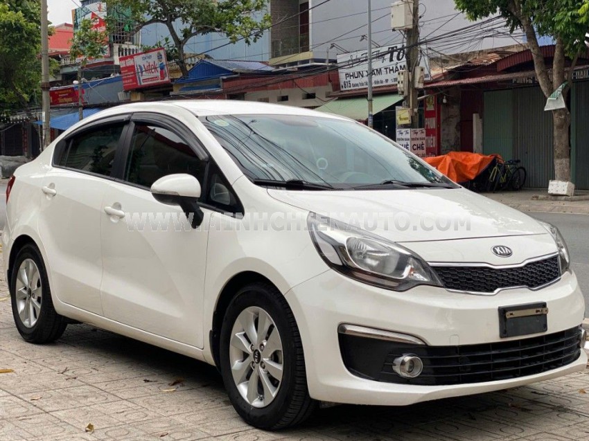 Kia Rio 1.4 AT 2015
