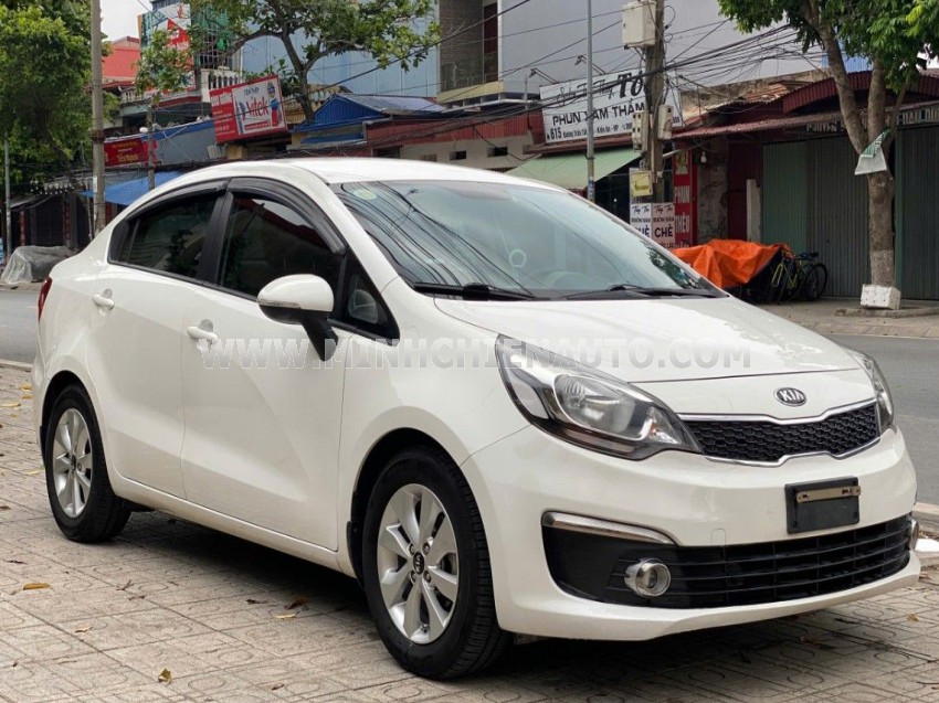 Kia Rio 1.4 AT 2015