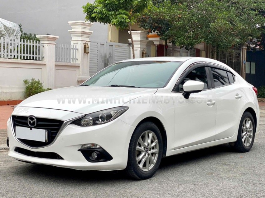 Mazda 3 1.5 AT 2016