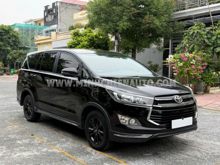 Toyota Innova 2.0 Venturer 2018