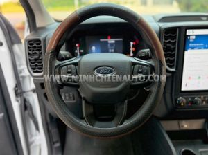 Xe Ford Ranger XLS 2.0L 4x2 AT 2024