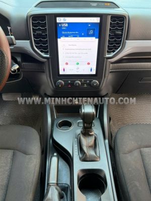 Xe Ford Ranger XLS 2.0L 4x2 AT 2024