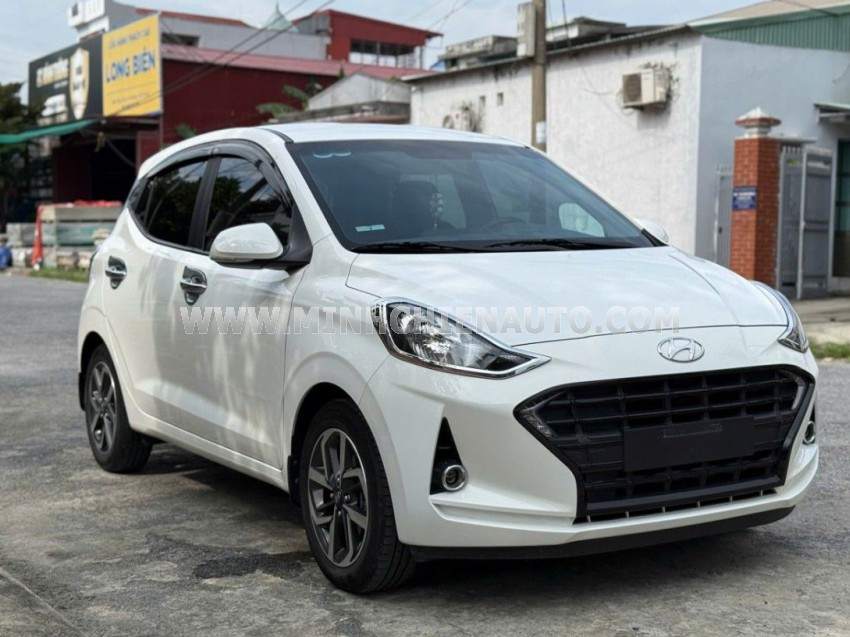 Hyundai i10 1.2 AT 2024