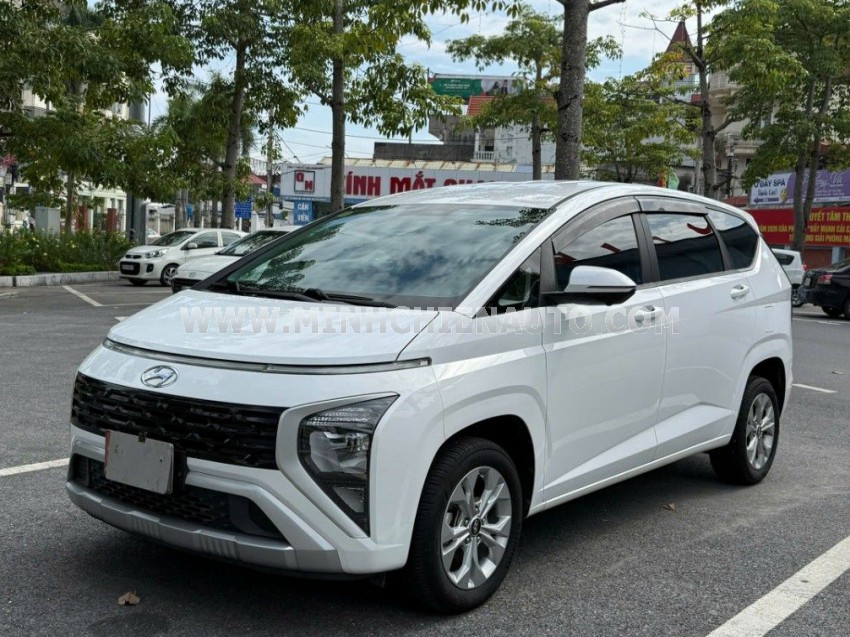 Hyundai Stargazer Tiêu chuẩn 1.5 AT 2022