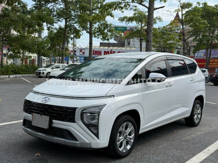 Hyundai Stargazer Tiêu chuẩn 1.5 AT 2022